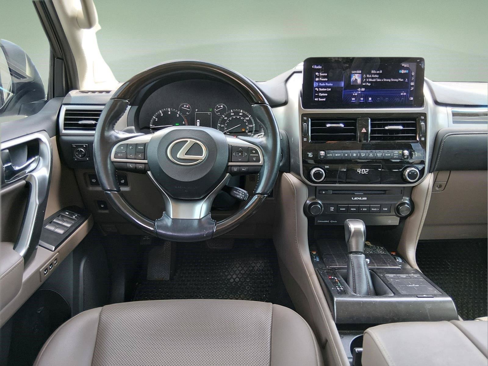 Used 2022 Lexus GX 460 Premium w/ Premium Package AWD/4WD image 9