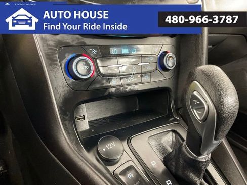 Used 2018 Ford Focus SE image 21