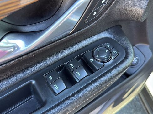 Used 2018 GMC Terrain SLE w/ Driver Convenience Package image 25