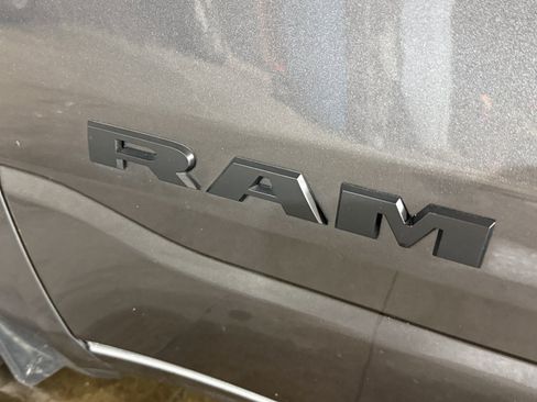 Used 2023 RAM 1500 Big Horn AWD/4WD image 31