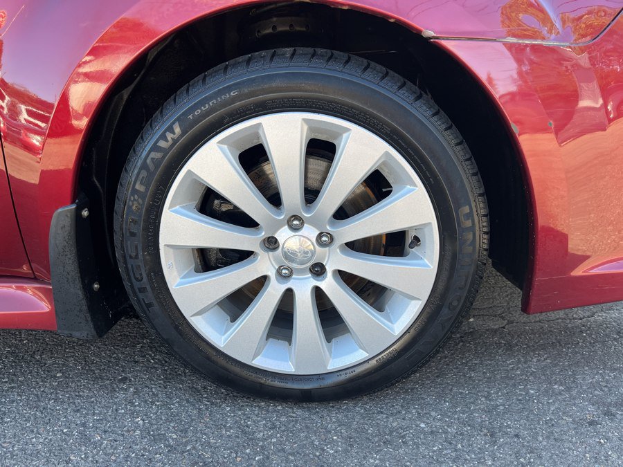 Used 2011 Subaru Legacy 3.6R Limited AWD/4WD image 23