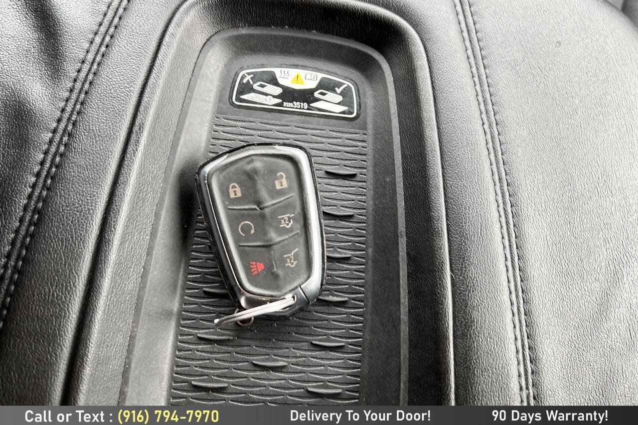 Used 2015 Cadillac Escalade 2WD image 19