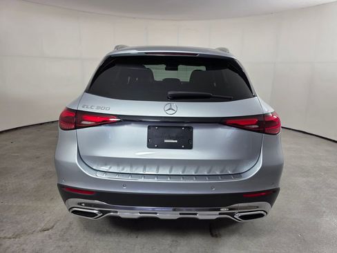 Certified 2025 Mercedes-Benz GLC 300 image 5