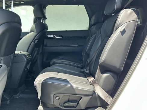 Used 2025 Hyundai Palisade Calligraphy AWD/4WD image 18