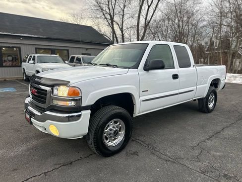 Used 2005 GMC Sierra 2500 SLE w/ Heavy-Duty Power Package image 6