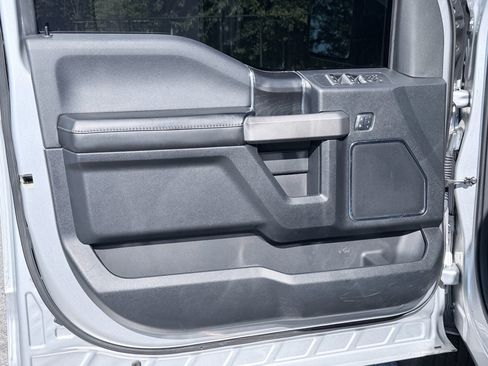 Used 2018 Ford F150 Platinum AWD/4WD image 30