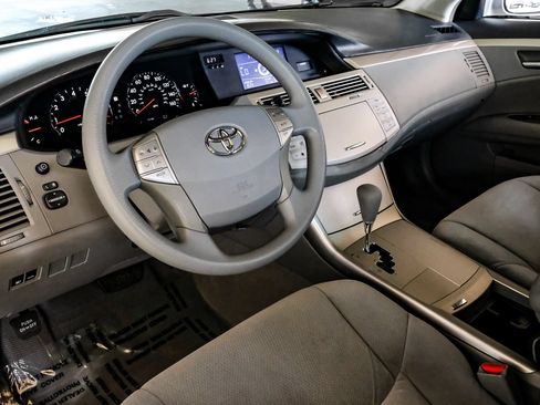 Used 2007 Toyota Avalon XL FWD image 2
