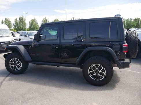 Used 2024 Jeep Wrangler Unlimited Rubicon w/ Technology Group AWD/4WD image 20
