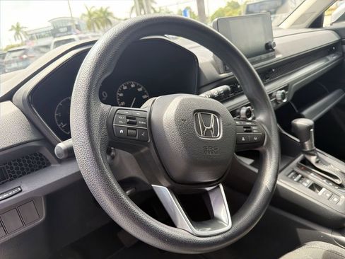 Used 2024 Honda CR-V EX image 23