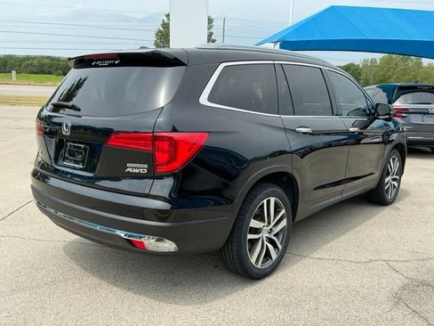 Used 2016 Honda Pilot Touring image 3