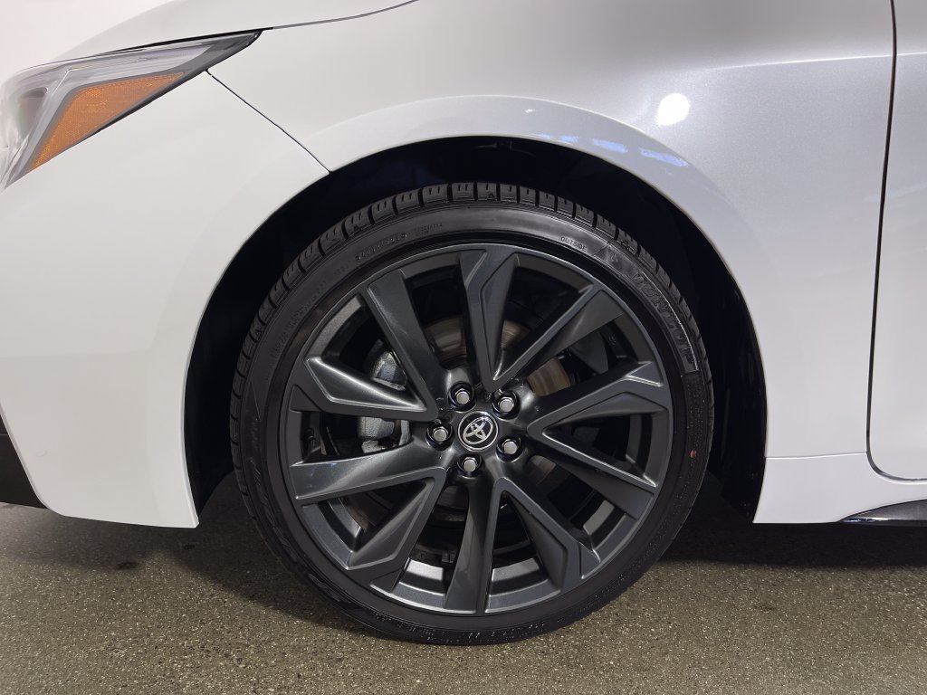 Certified 2025 Toyota Corolla XSE FWD image 11