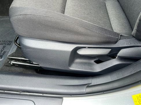 Used 2025 Toyota Camry LE image 23