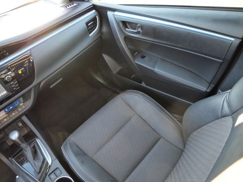 Used 2014 Toyota Corolla S image 11