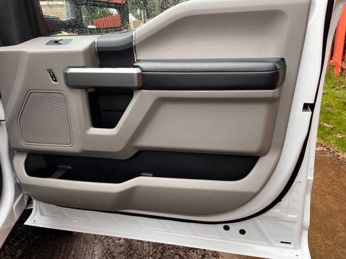 Used 2020 Ford F550 4x4 Crew Cab Super Duty image 12