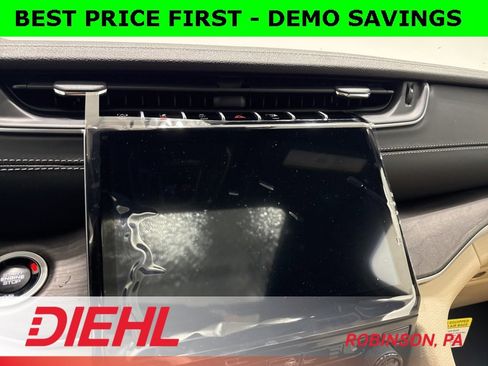 New 2025 Jeep Grand Cherokee Limited w/ Black Appearance Package image 31