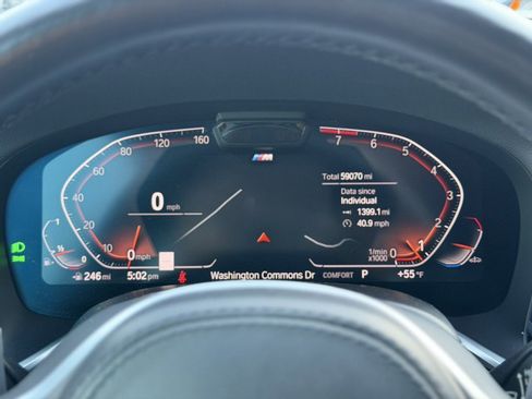Used 2021 BMW 740i w/ M Sport Package image 30