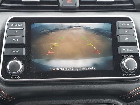 Used 2021 Nissan Versa SR image 26