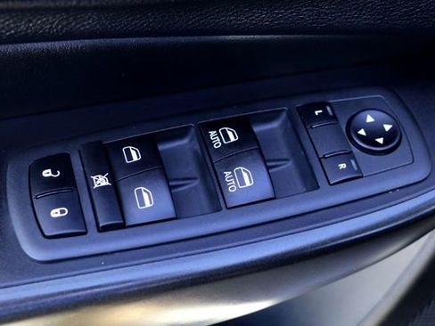 Used 2021 Jeep Cherokee Trailhawk w/ Premium Leather Package image 20