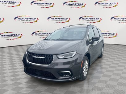 Used 2022 Chrysler Pacifica Touring-L