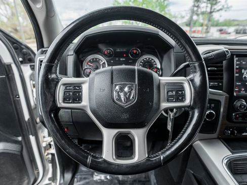 Used 2018 RAM 3500 Laramie w/ Cold Weather Group AWD/4WD image 27
