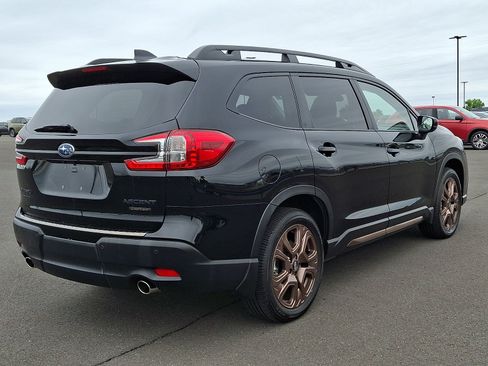 Certified 2025 Subaru Ascent Bronze Edition AWD/4WD image 6