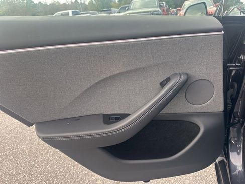 Used 2025 Tesla Model 3 Long Range image 29