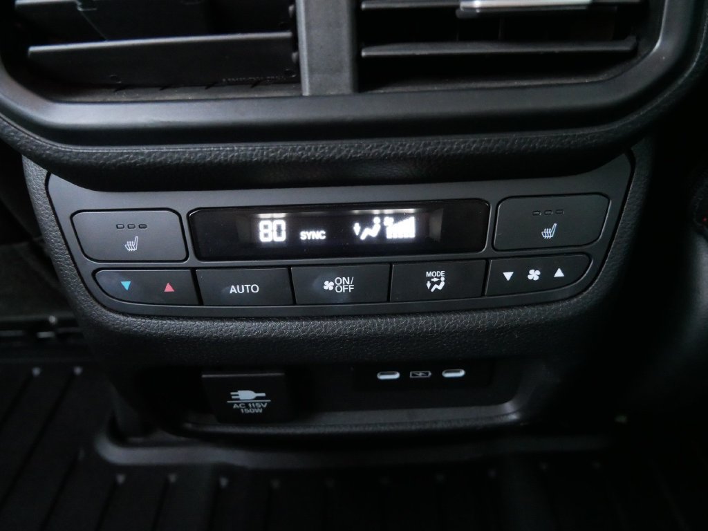 Used 2024 Honda Passport Black Edition image 12