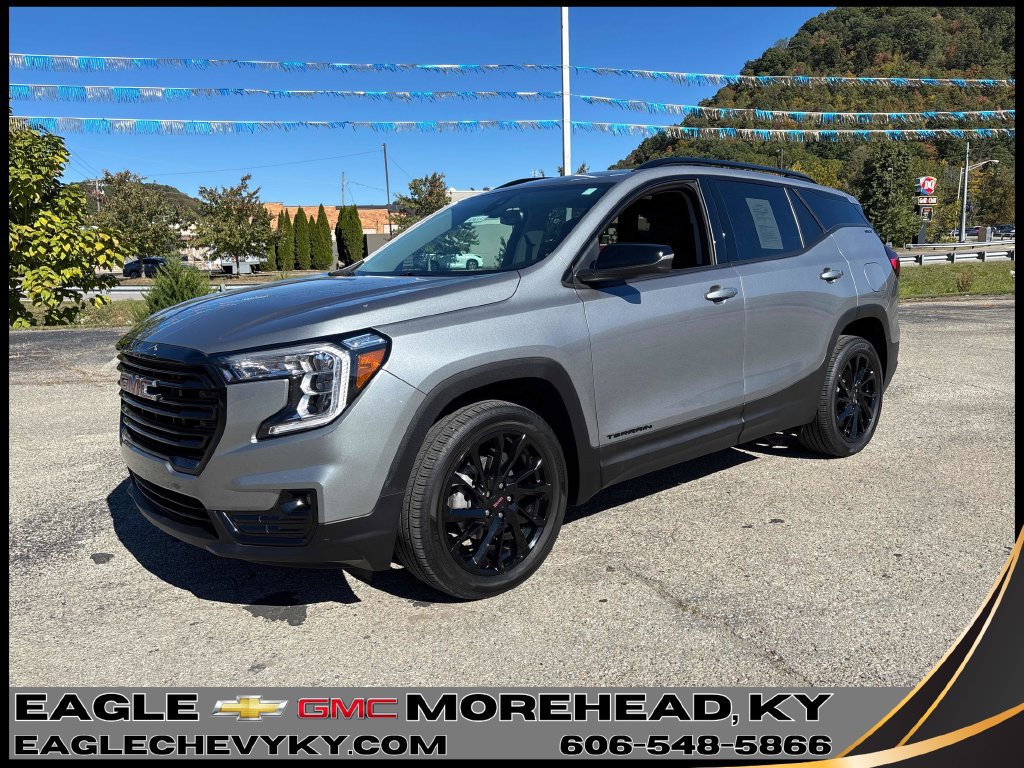 Used 2023 GMC Terrain SLT w/ Elevation Edition AWD/4WD image 1
