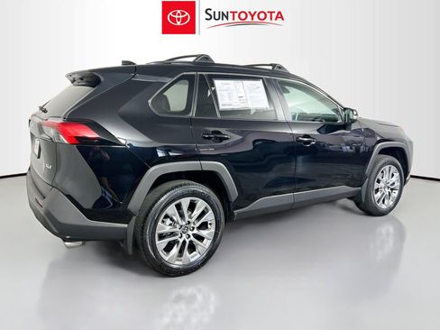 Used 2025 Toyota RAV4 XLE Premium image 4