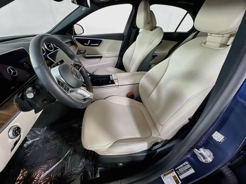 Used 2024 Mercedes-Benz C 300 4MATIC Sedan image 22
