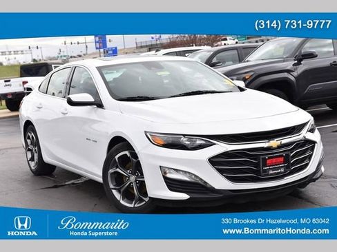 Used 2023 Chevrolet Malibu LT image 1