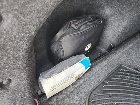 Used 2017 Volkswagen Passat 1.8T SE image 31