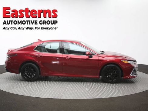 Used 2021 Toyota Camry XLE AWD/4WD image 45