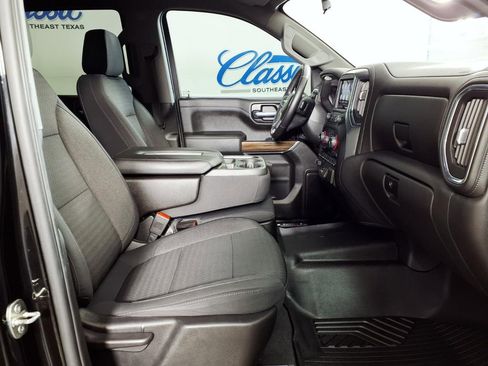 Used 2020 Chevrolet Silverado 1500 LT w/ Texas Edition AWD/4WD image 12