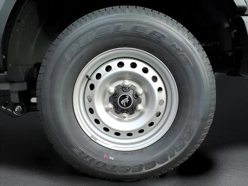 New 2025 Ford Bronco 2-Door image 7