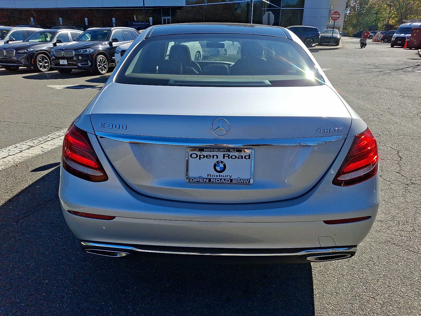 Used 2019 Mercedes-Benz E 300 4MATIC image 7