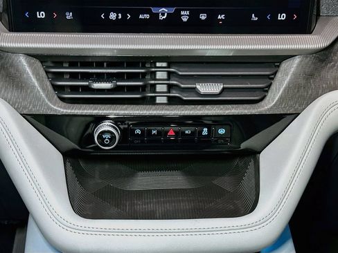 New 2026 Ford Explorer Platinum w/ LUX Leather Package AWD/4WD image 12