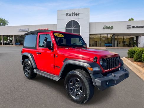Certified 2024 Jeep Wrangler Sport AWD/4WD image 3