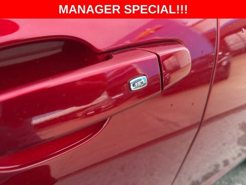 Used 2024 Chevrolet Equinox LT w/ LPO, Floor Liner Package FWD image 11