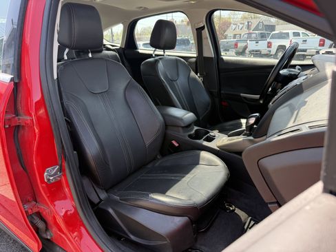 Used 2012 Ford Focus SEL FWD image 14