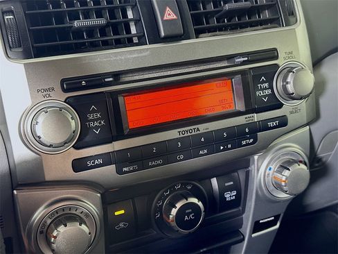 Used 2013 Toyota 4Runner SR5 image 26