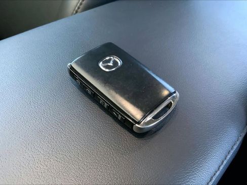 Used 2023 MAZDA MAZDA3 s image 15