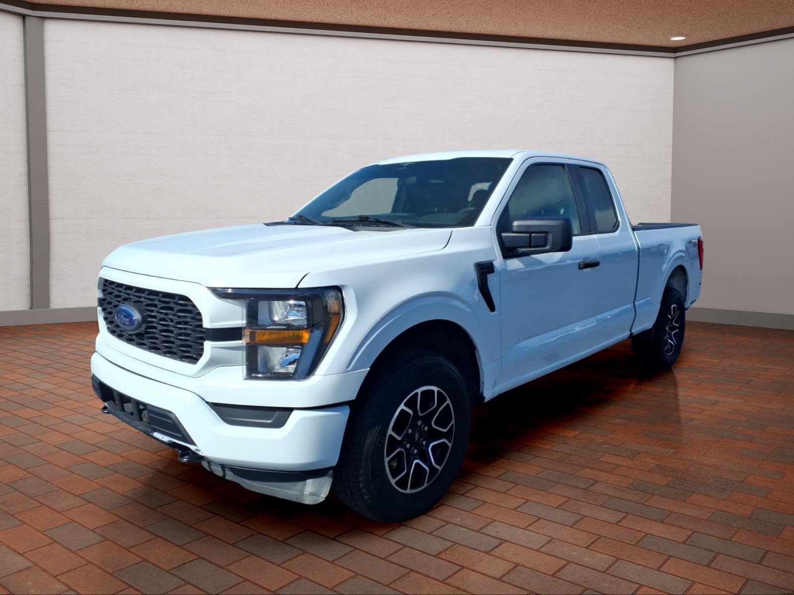 Used 2023 Ford F150 XL w/ STX Appearance Package AWD/4WD image 4