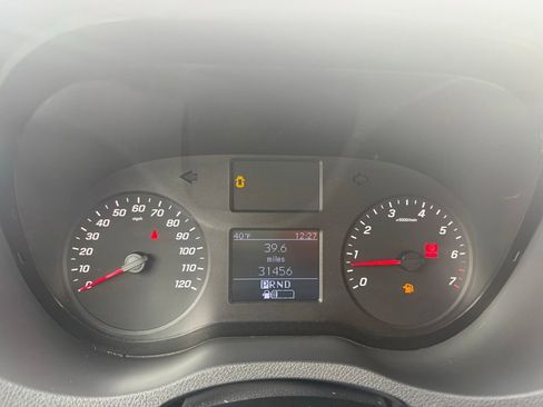 Used 2020 Mercedes-Benz Sprinter 2500 image 32