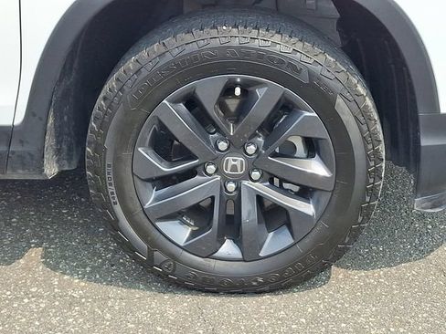 Used 2025 Honda Ridgeline Sport image 26