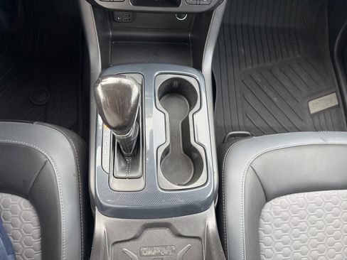 Used 2022 Chevrolet Colorado Z71 w/ Trail Boss Package image 25