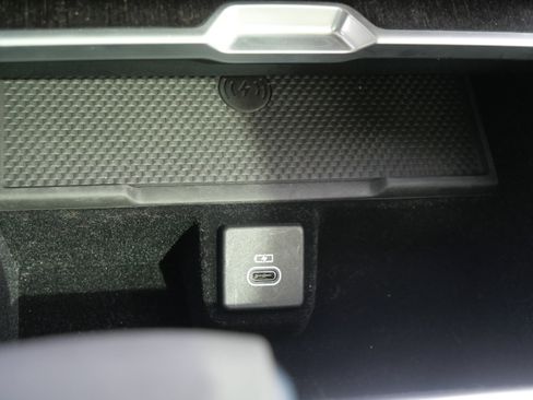 Certified 2023 Land Rover Range Rover SE image 23