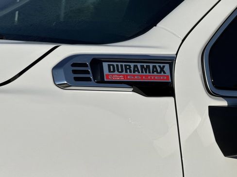 New 2026 GMC Sierra 3500 Denali w/ Denali Reserve Package image 17