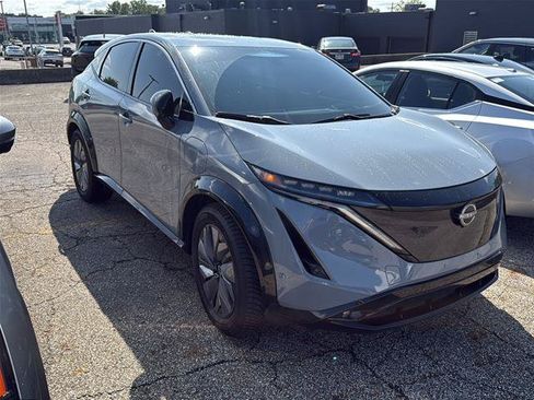 Certified 2023 Nissan Ariya FWD image 1