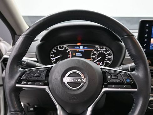 Used 2023 Nissan Altima 2.5 SL AWD/4WD image 21